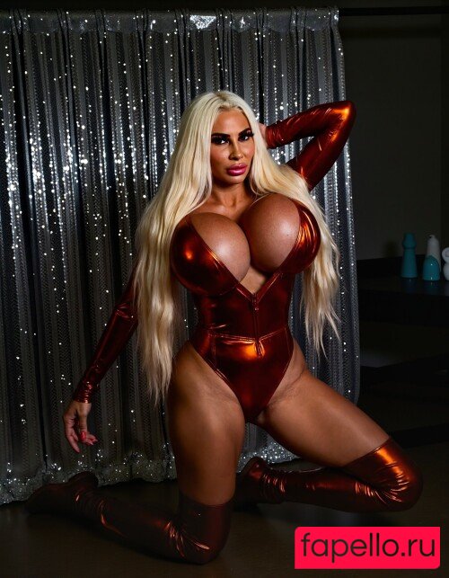 Bombshell Skyler Nicole Onlyfans Photo Gallery 