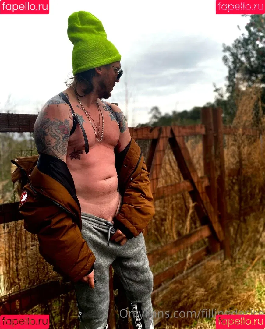 fillingdesire Onlyfans Photo Gallery 