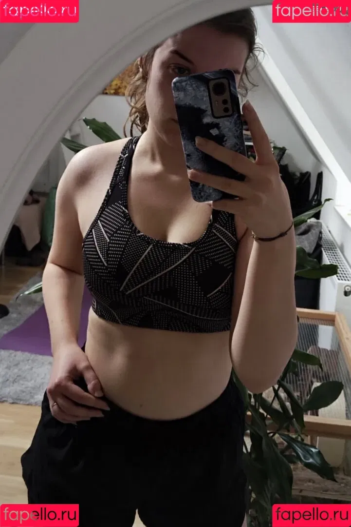 FormulaLena Onlyfans Photo Gallery 