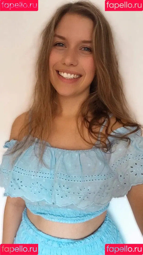 FormulaLena Onlyfans Photo Gallery 