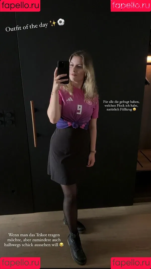 FormulaLena Onlyfans Photo Gallery 