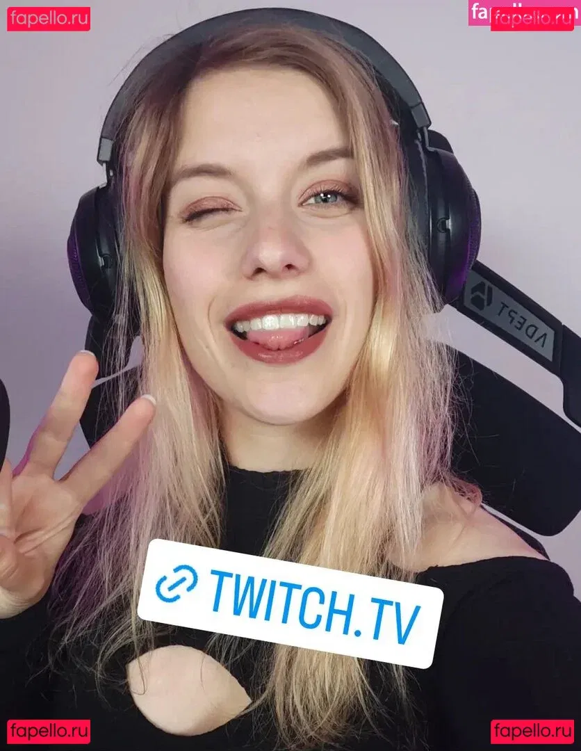 FormulaLena Onlyfans Photo Gallery 