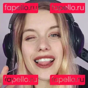 FormulaLena Onlyfans Photo Gallery 