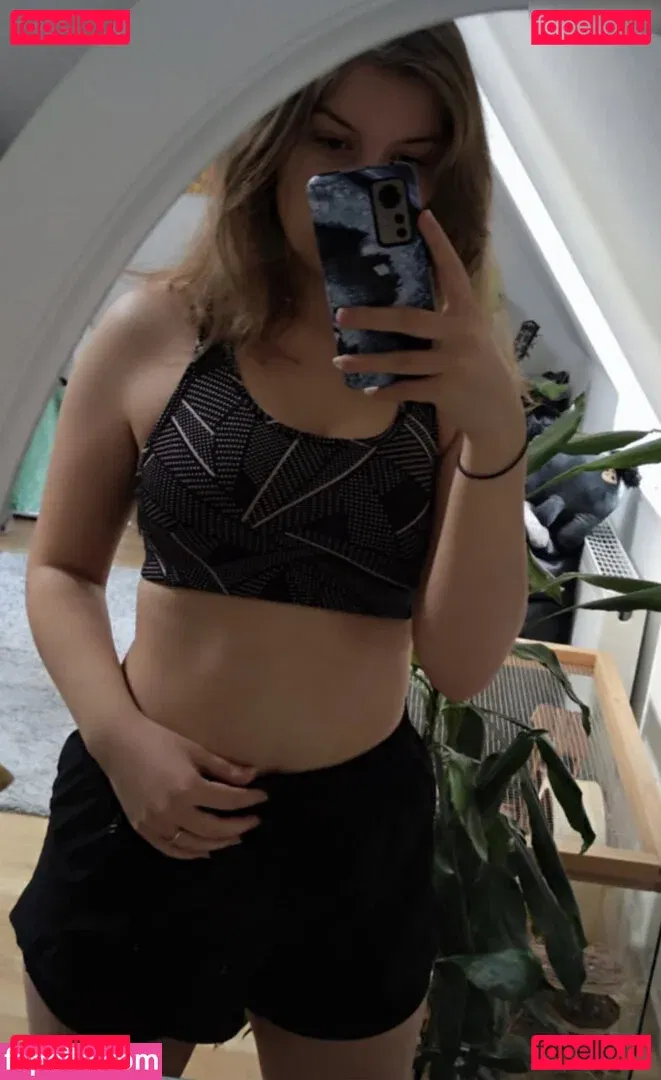 FormulaLena Onlyfans Photo Gallery 