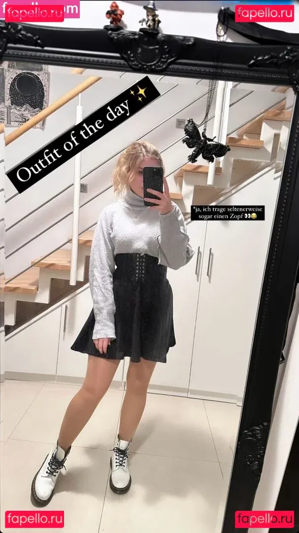 FormulaLena Onlyfans Photo Gallery 