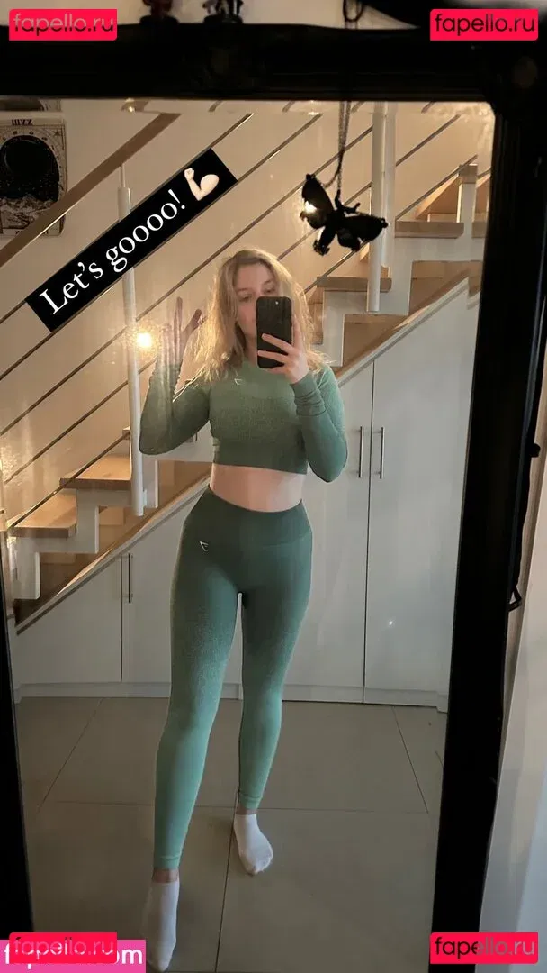 FormulaLena Onlyfans Photo Gallery 