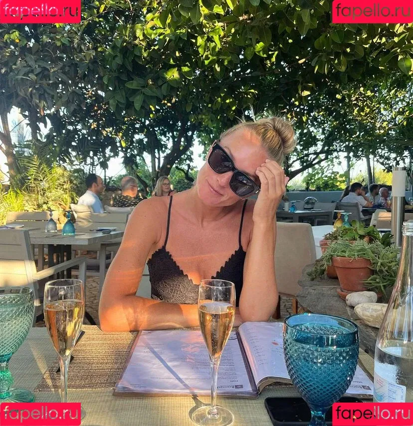 Gina Chmielinski Onlyfans Photo Gallery 