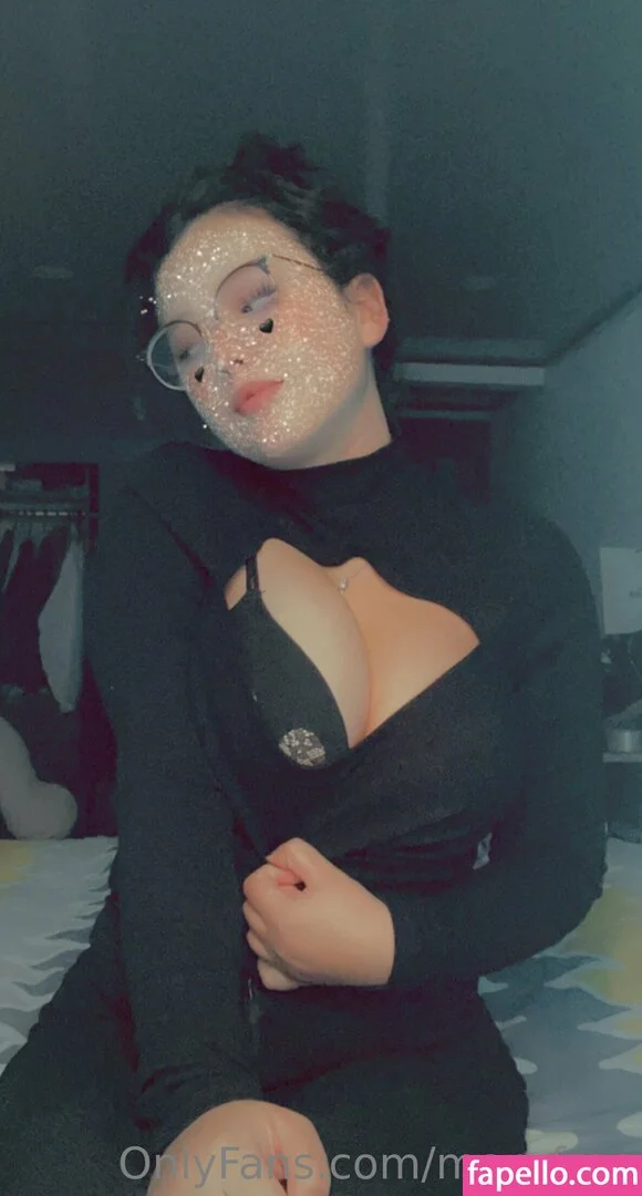 marufree Onlyfans Photo Gallery 