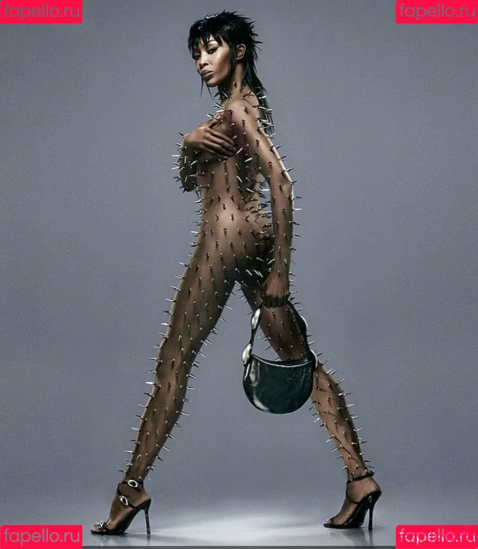 Naomi Campbell Onlyfans Photo Gallery 