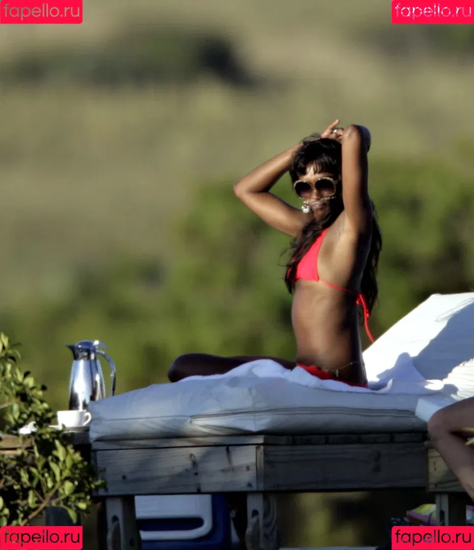Naomi Campbell Onlyfans Photo Gallery 