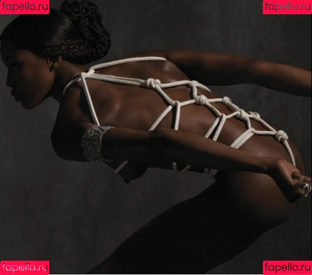 Naomi Campbell Onlyfans Photo Gallery 