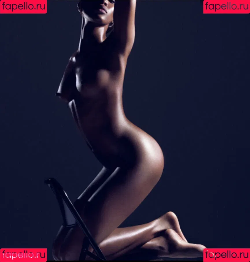 Naomi Campbell Onlyfans Photo Gallery 
