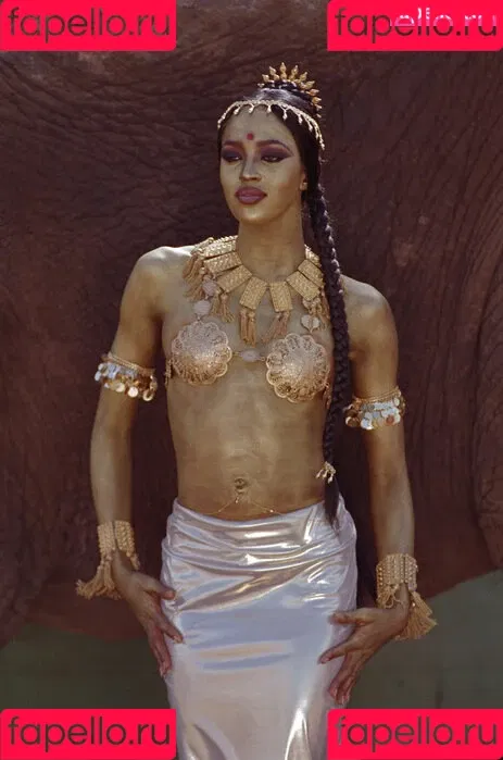 Naomi Campbell Onlyfans Photo Gallery 
