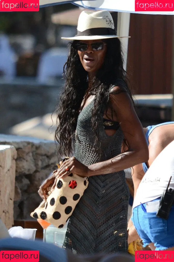 Naomi Campbell Onlyfans Photo Gallery 