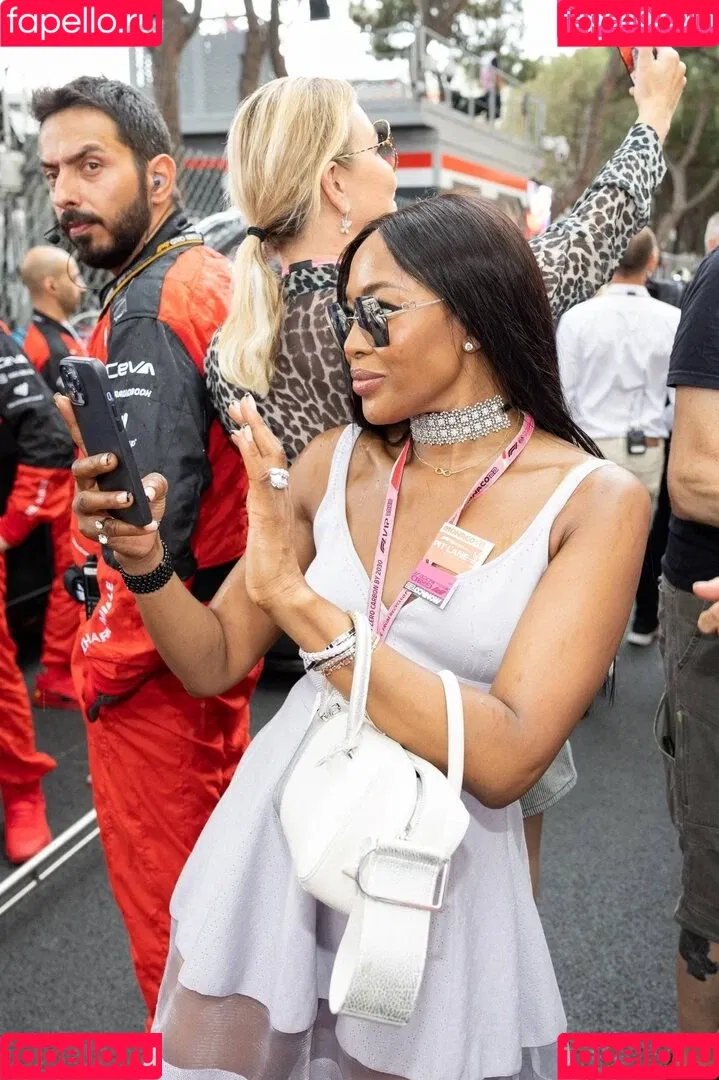 Naomi Campbell Onlyfans Photo Gallery 