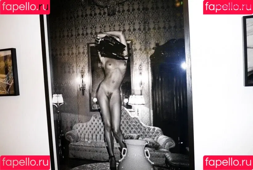 Naomi Campbell Onlyfans Photo Gallery 
