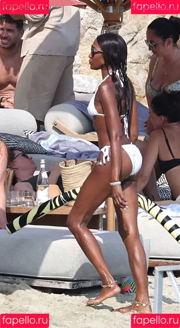 Naomi Campbell Onlyfans Photo Gallery 