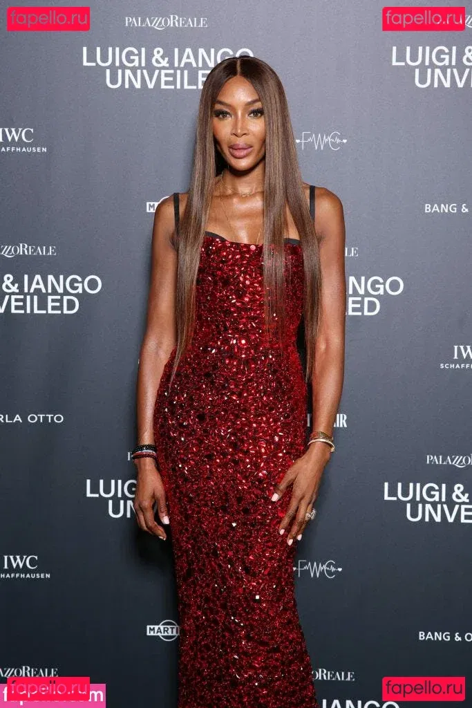 Naomi Campbell Onlyfans Photo Gallery 