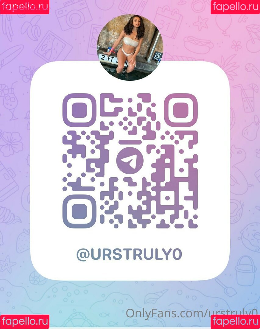 urstruly.ali Onlyfans Photo Gallery 