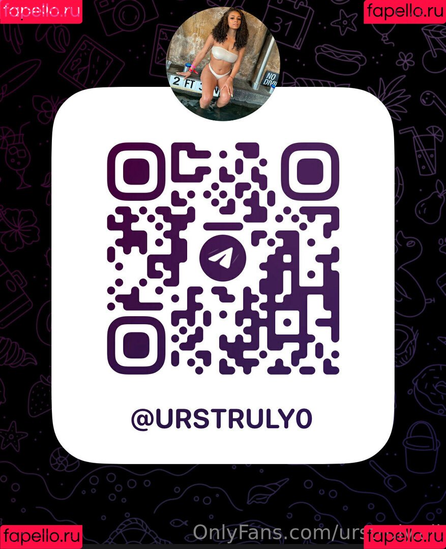 urstruly.ali Onlyfans Photo Gallery 