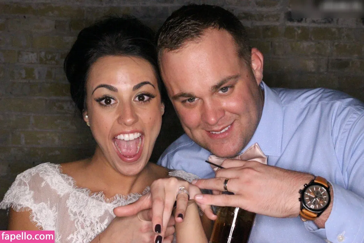 Photobox Flashes Onlyfans Photo Gallery 