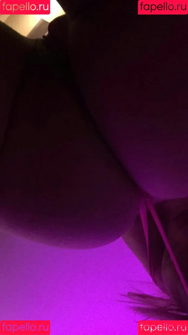 Chelsea Vundaland Onlyfans Photo Gallery 