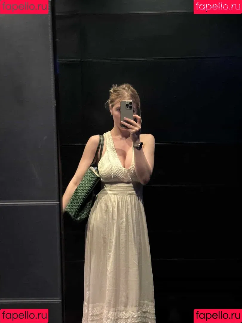 adelynmoore Onlyfans Photo Gallery 
