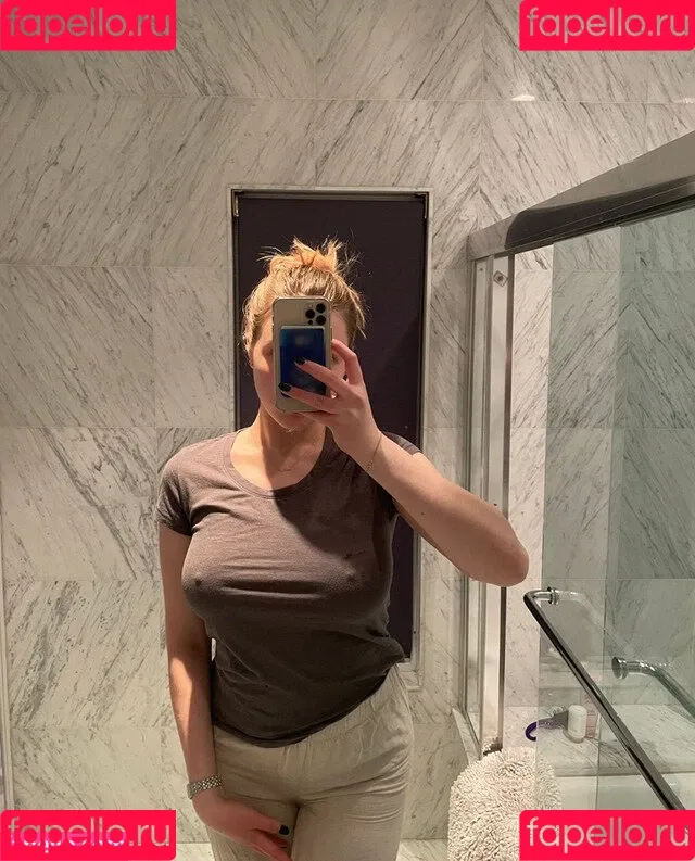 adelynmoore Onlyfans Photo Gallery 