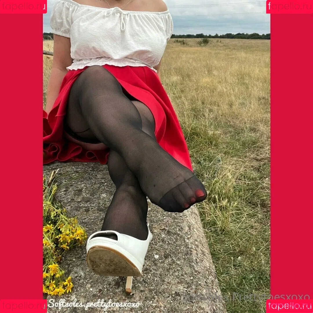 softsoles.prettytoesxoxo Onlyfans Photo Gallery 
