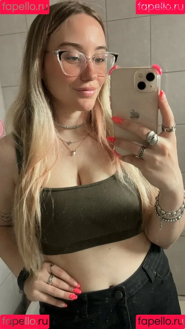 Princess Kenobi Onlyfans Photo Gallery 