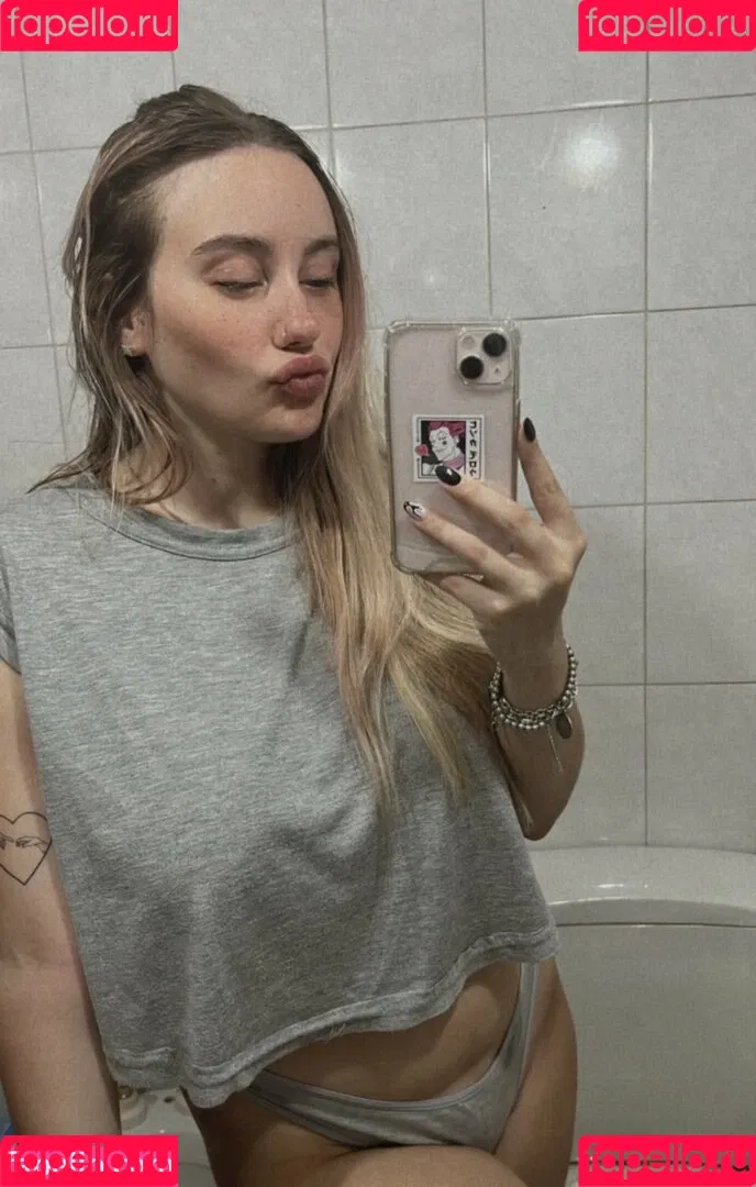 Princess Kenobi Onlyfans Photo Gallery 