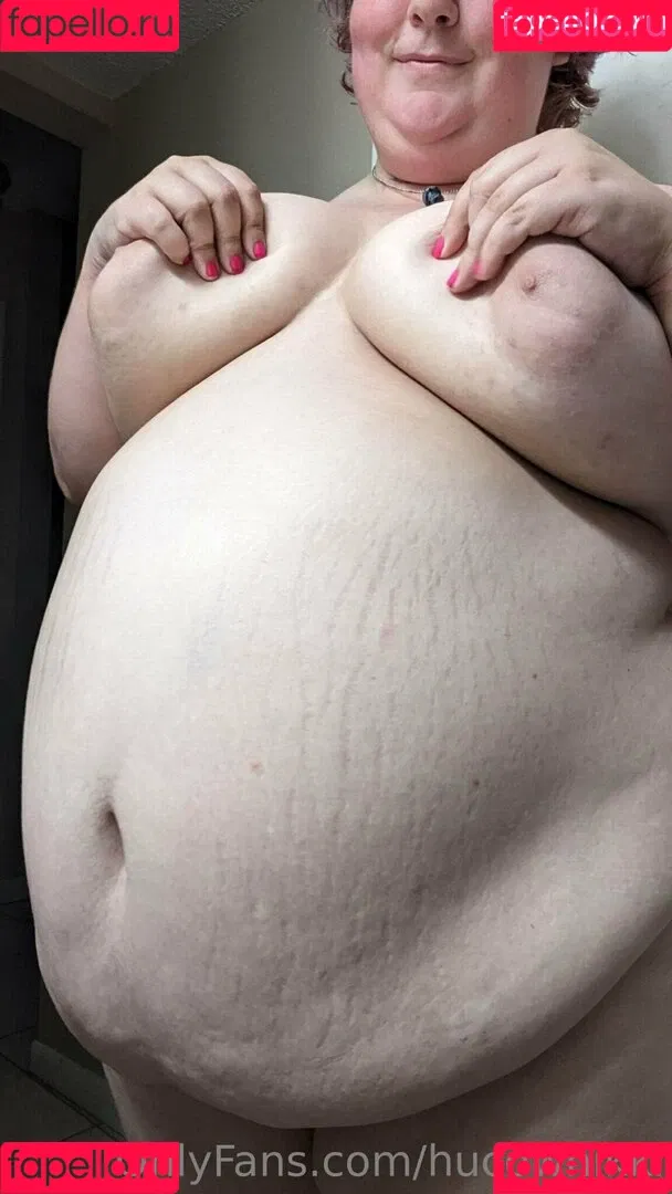hucownikki Onlyfans Photo Gallery 