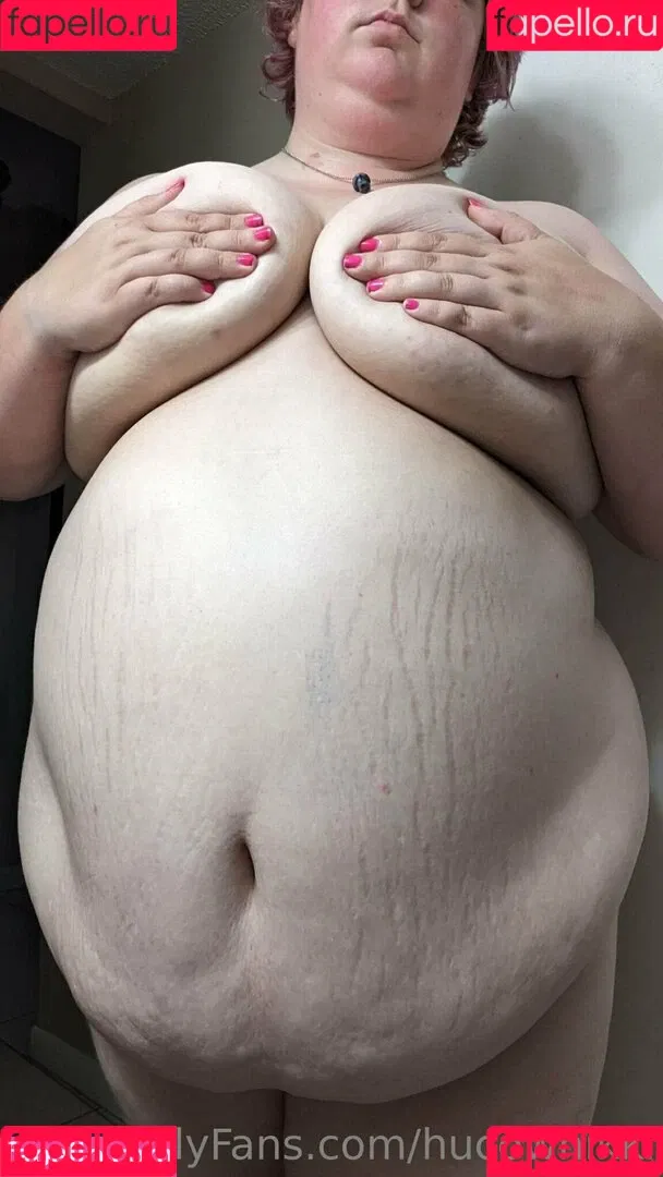 hucownikki Onlyfans Photo Gallery 