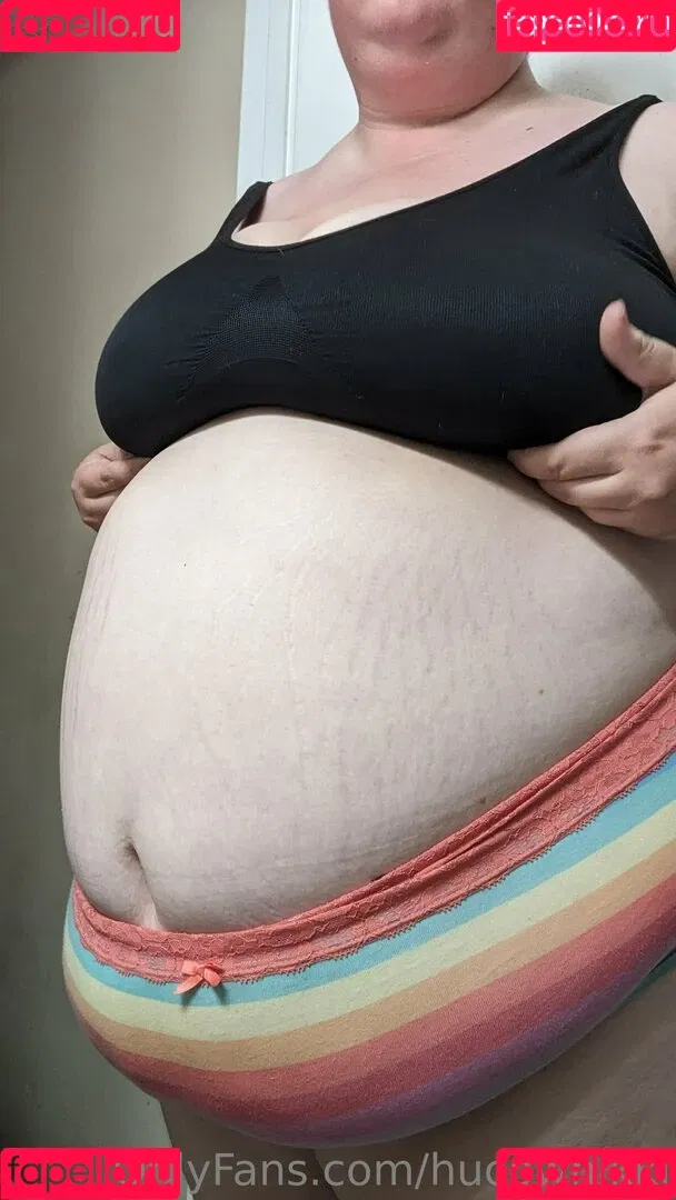 hucownikki Onlyfans Photo Gallery 