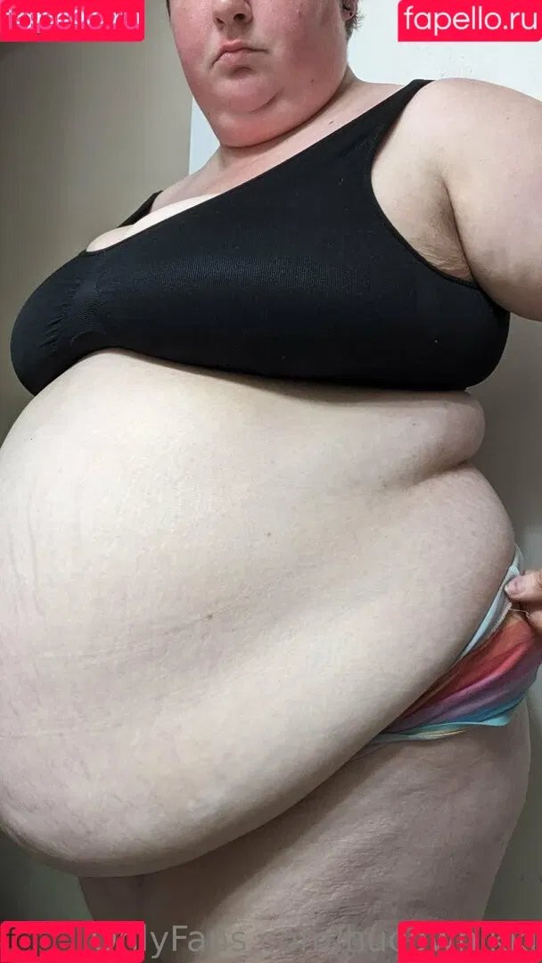 hucownikki Onlyfans Photo Gallery 