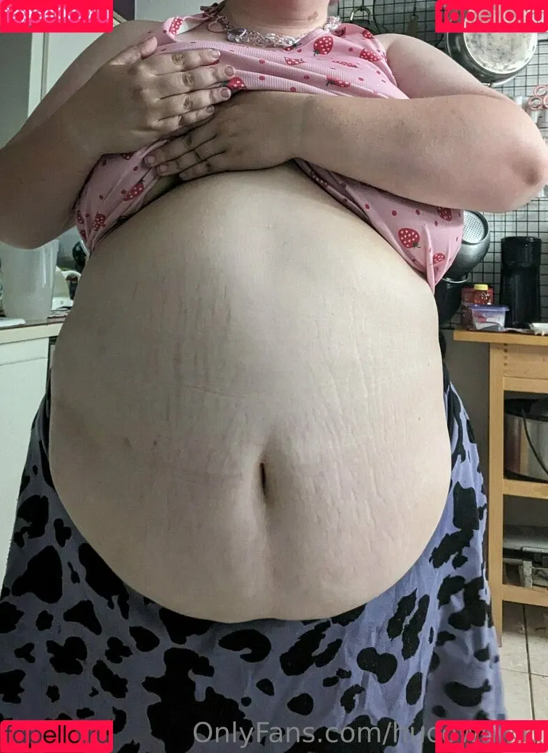 hucownikki Onlyfans Photo Gallery 