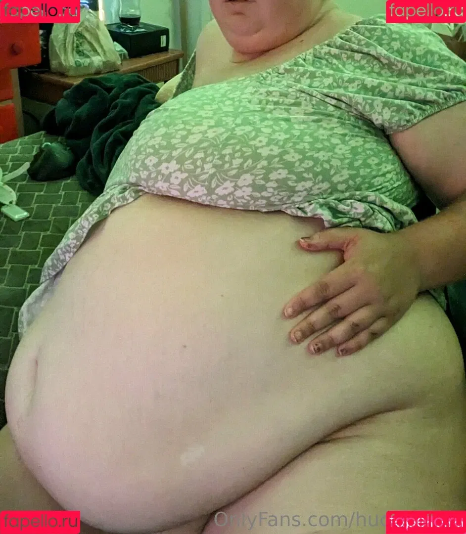 hucownikki Onlyfans Photo Gallery 