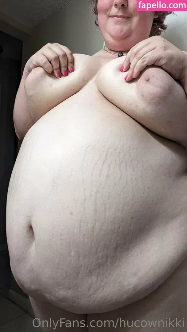 hucownikki Onlyfans Photo Gallery 