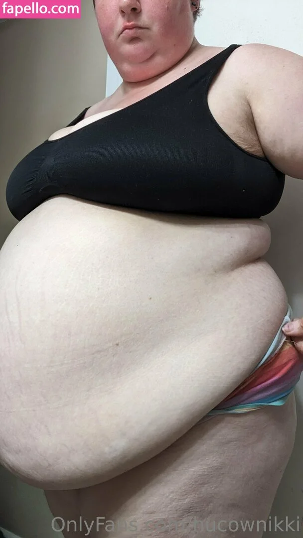 hucownikki Onlyfans Photo Gallery 