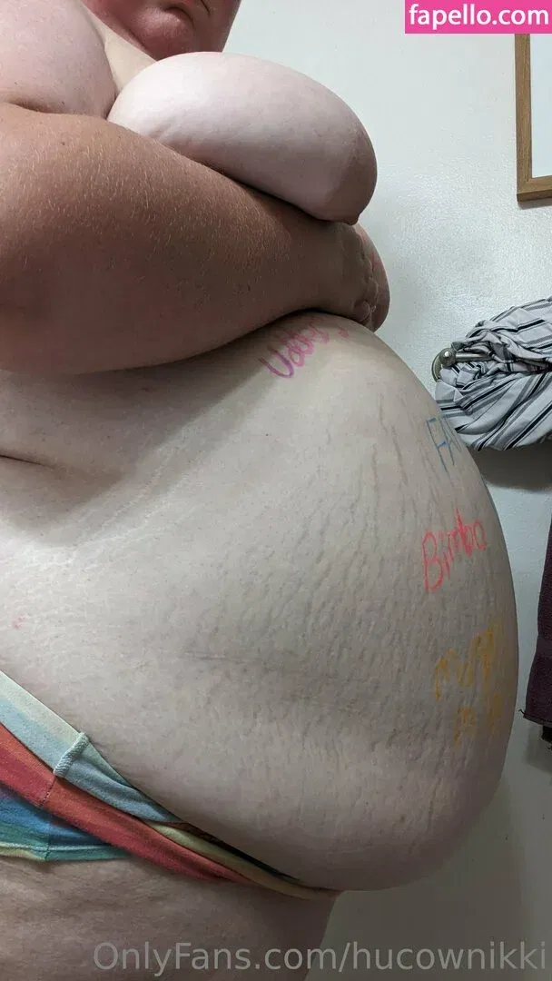 hucownikki Onlyfans Photo Gallery 