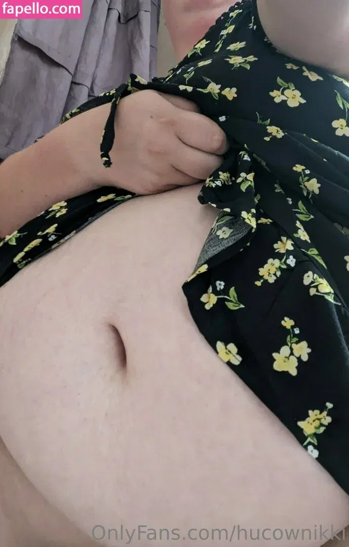 hucownikki Onlyfans Photo Gallery 