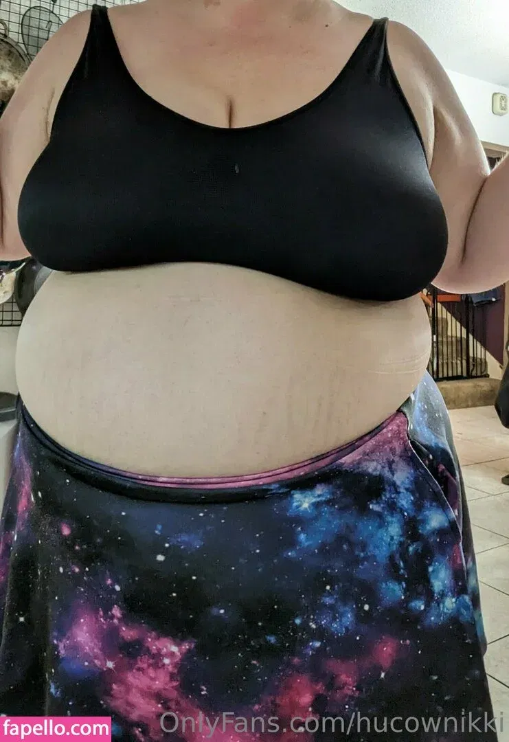 hucownikki Onlyfans Photo Gallery 