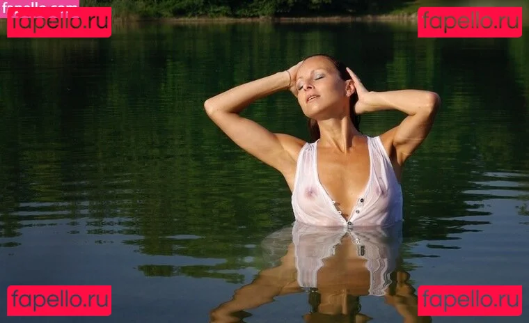 Nina Müller Onlyfans Photo Gallery 