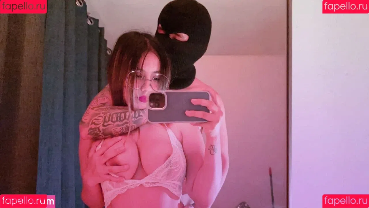 Karina Carbajal Onlyfans Photo Gallery 