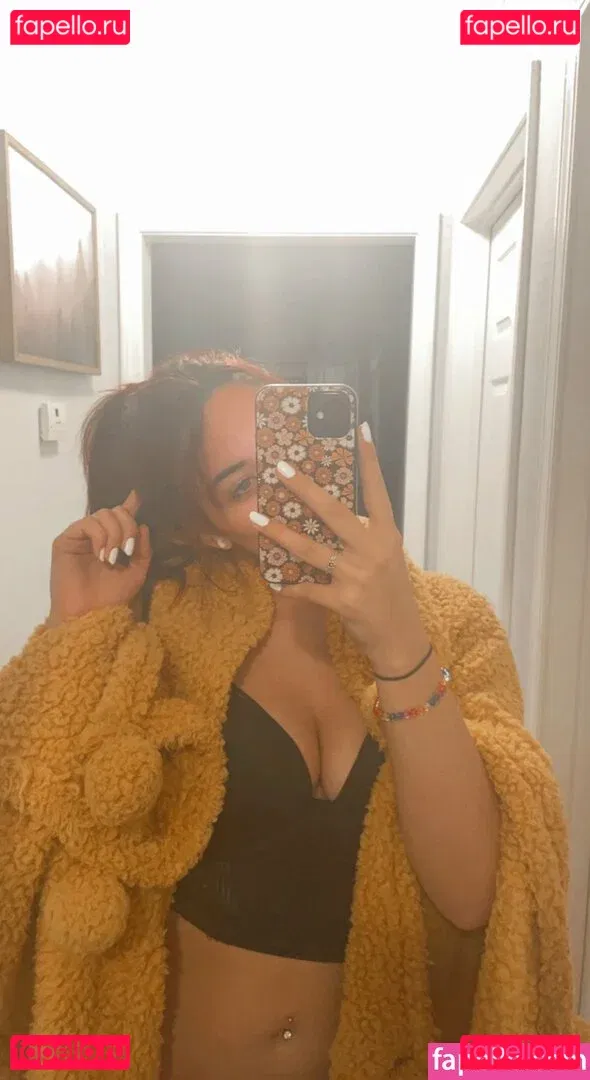 Rissaxtine Onlyfans Photo Gallery 