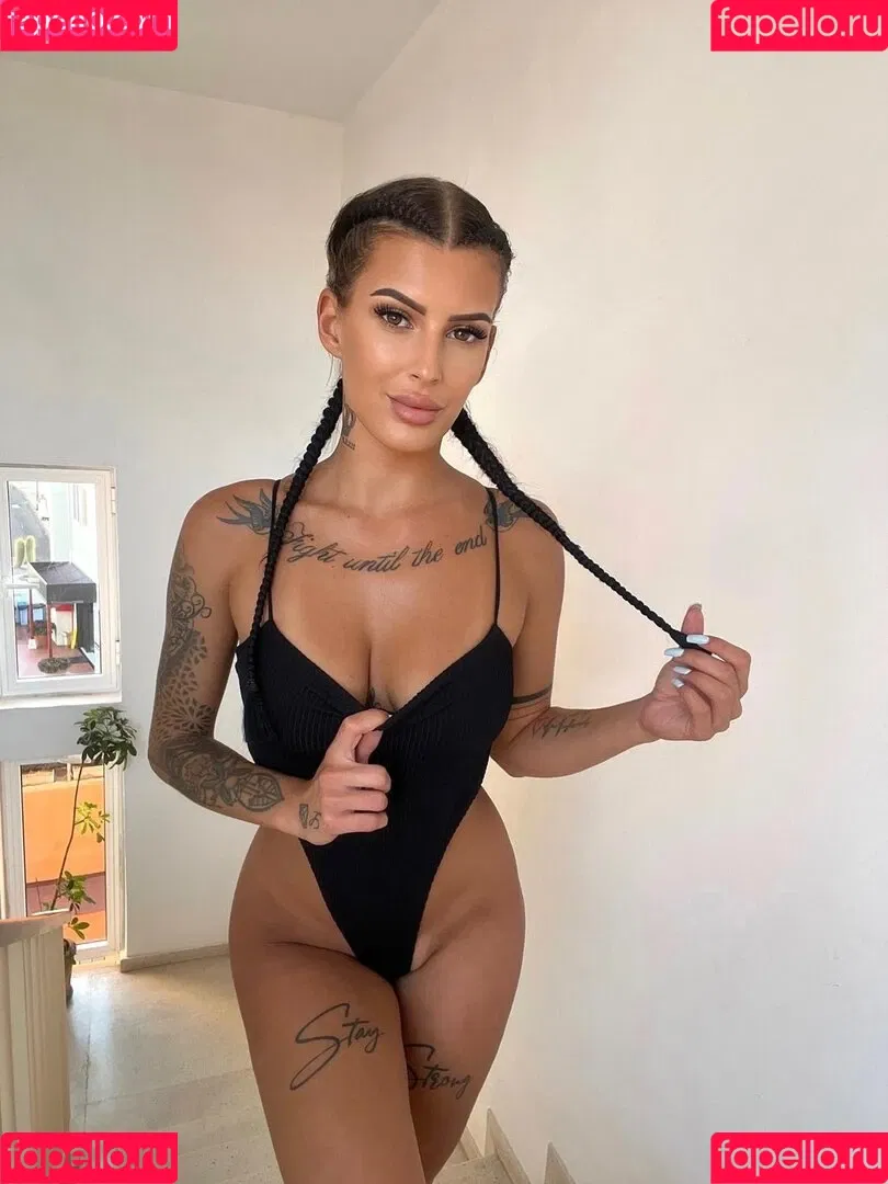 Geilenachbarin_21 Onlyfans Photo Gallery 
