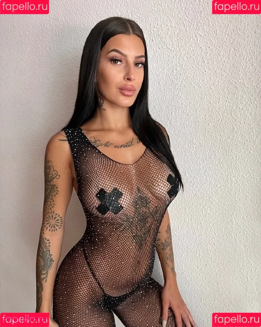 Geilenachbarin_21 Onlyfans Photo Gallery 