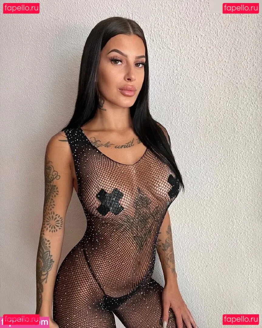 Geilenachbarin_21 Onlyfans Photo Gallery 