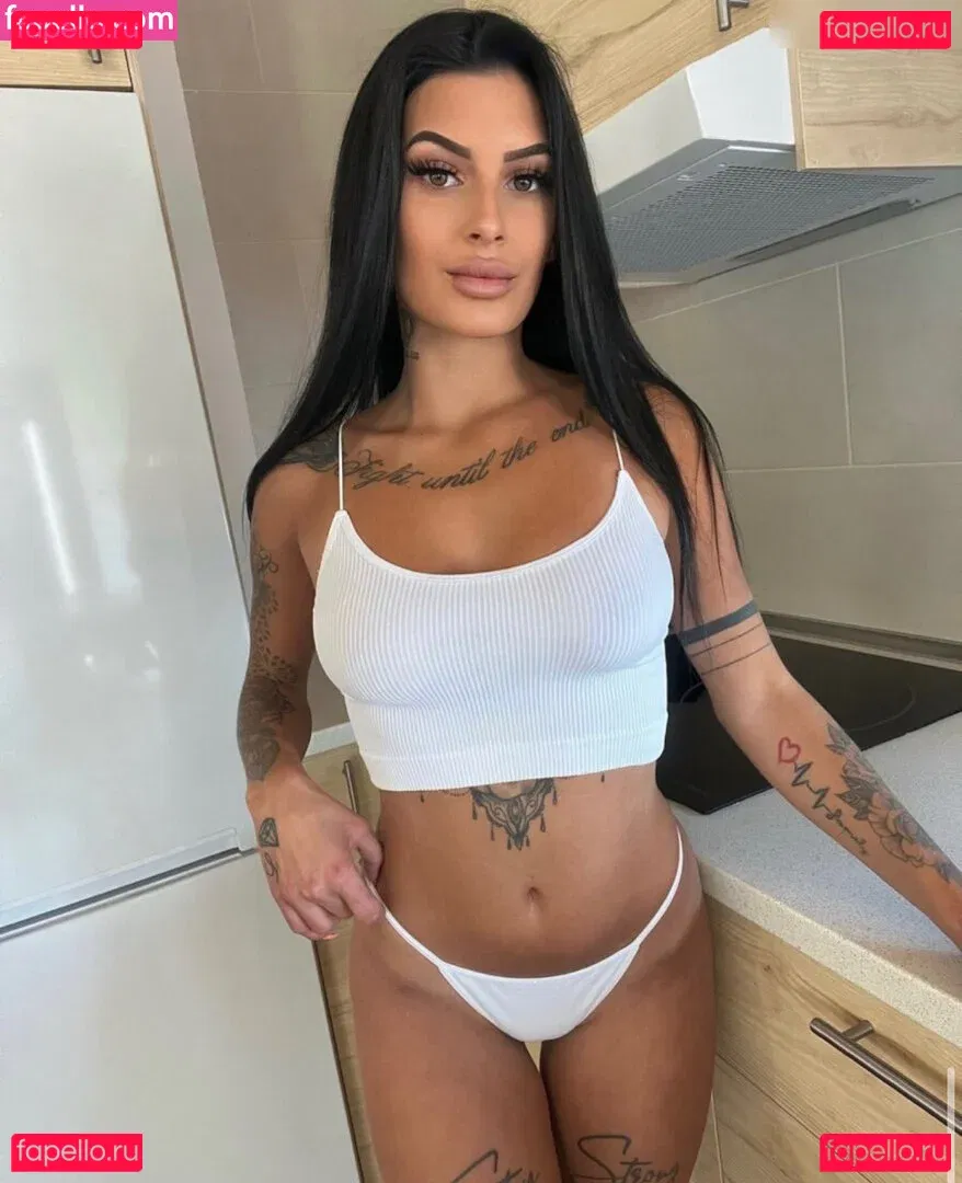 Geilenachbarin_21 Onlyfans Photo Gallery 