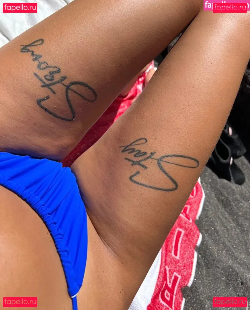 Geilenachbarin_21 Onlyfans Photo Gallery 